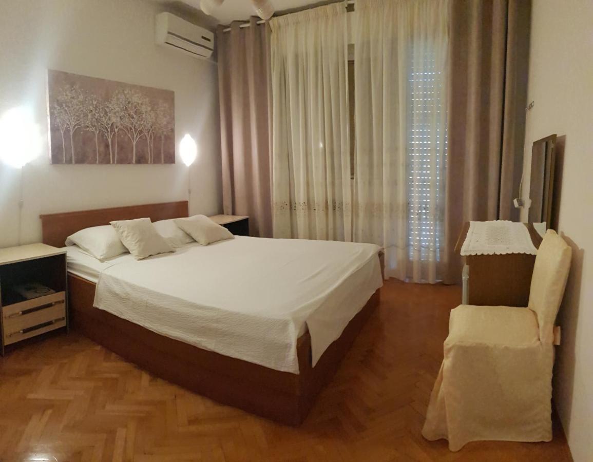 Aneli Rooms & Apartament Rovinj Extérieur photo