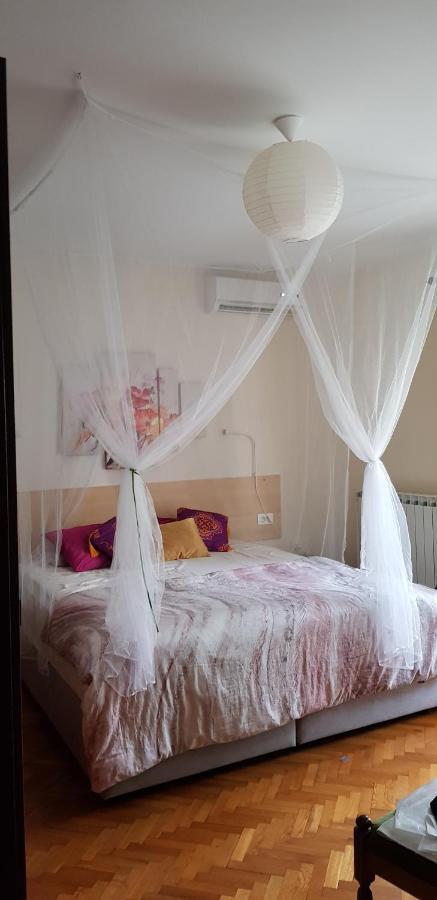 Aneli Rooms & Apartament Rovinj Extérieur photo