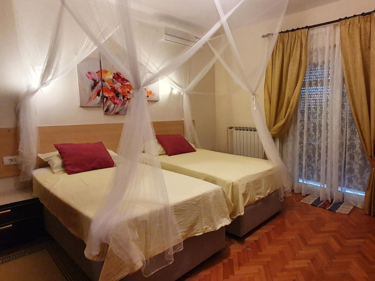 Aneli Rooms & Apartament Rovinj Extérieur photo